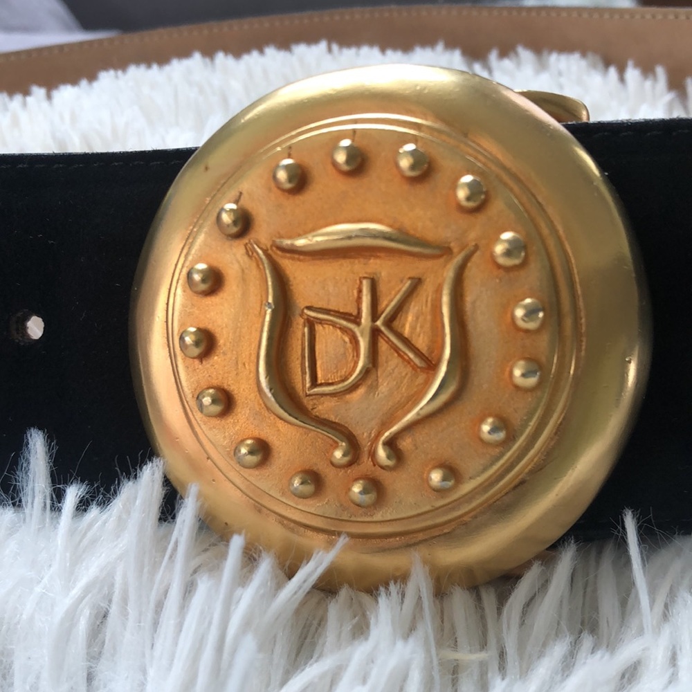 Donna Karan Vintage Luxury Couture Wide Black Suede Belt with Gold Medallion - Picture 3 of 15